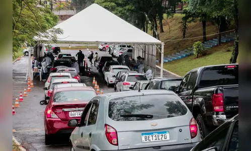 Apucarana vacina pessoas que tem 59 anos nesta terça-feira