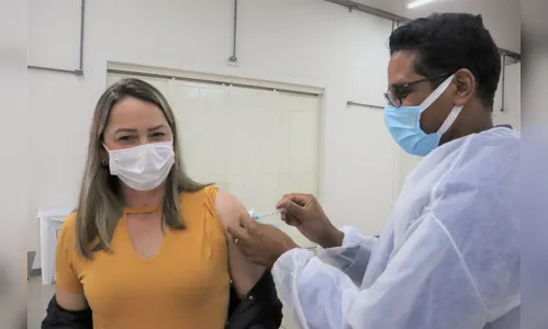 Arapongas abre vacinação para pessoas com 35 anos