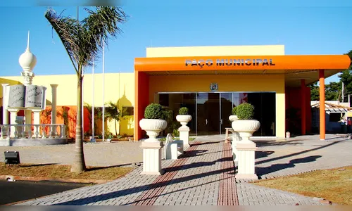 Prefeitura de Sabáudia fecha após surto de Covid-19