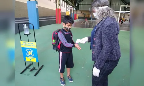 Aulas presenciais em Mandaguari retornam nesta quarta