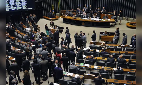 Câmara aprova fundo eleitoral em 2022 para R$ 6 bilhões