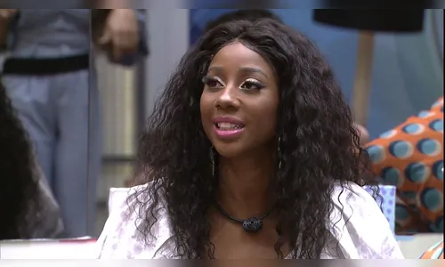 Camilla devolve R$ 25 mil e pede: 'Parem de mandar grana’