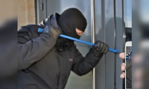 Casal sai para caminhar e tem R$ 600 furtados de casa