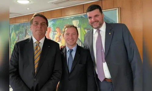 Deputado convida Bolsonaro para conhecer escola de Arapongas