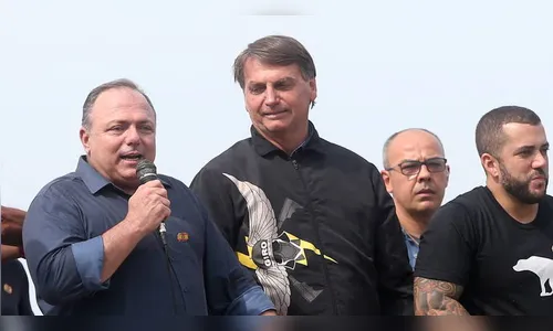 Deputados criticam Exército por deixar Pazuello 'impune'