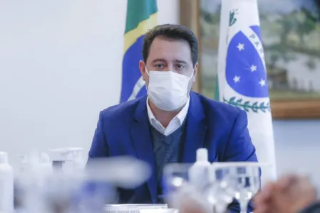 Governador deve manter toque de recolher no PR