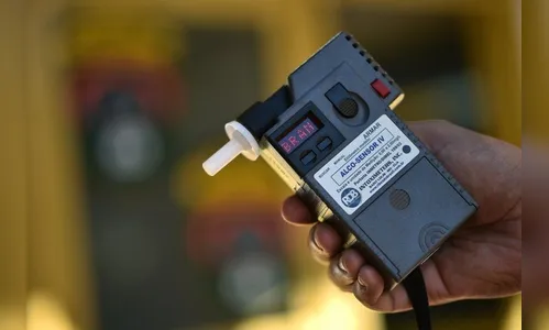 Homem é preso por dirigir embriagado na Vila Reis