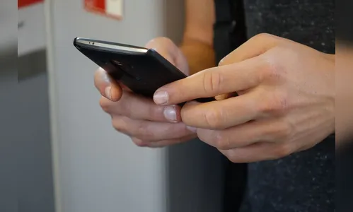 Homem faz PIX de mais R$ 6 mil e descobre que levou golpe