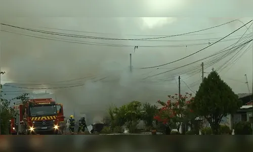 Idosa morre em incêndio no Paraná; assassinato é investigado