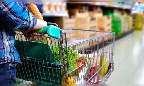 Inflação atinge 8,35% em 12 meses, aponta IBGE