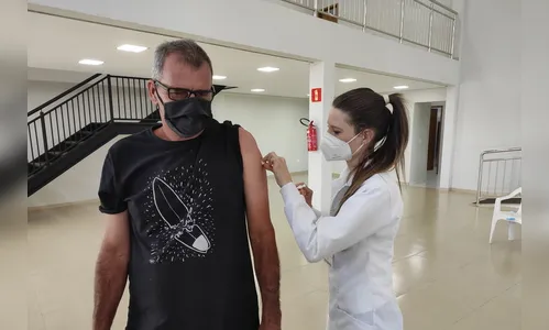 Ivaiporã vacina pessoas com 55 anos de idade