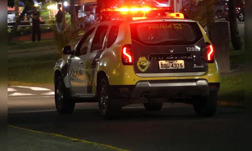 Menor é flagrado dentro de uma casa tentando furtar