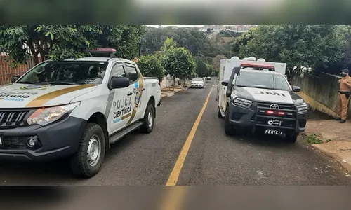Mulher é encontrada morta dentro de casa em Jandaia do Sul