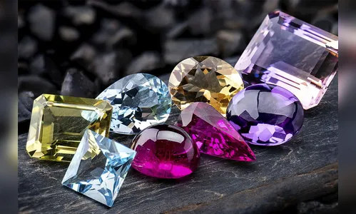 O poder das pedras ou gemas coloridas