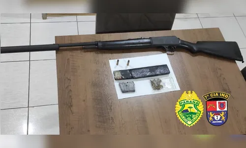 PM de Arapongas apreende espingarda Winchester em residência