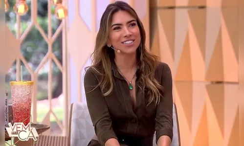 Patrícia Abravanel irrita web após minimizar homofobia