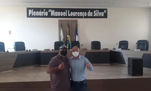 Poim visita Prefeitura e Câmaras da região