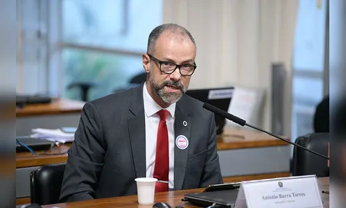 Torres confirma que barrou alteração na bula da cloroquina