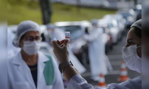 Veja quem pode ser vacinado neste domingo (18) em Apucarana