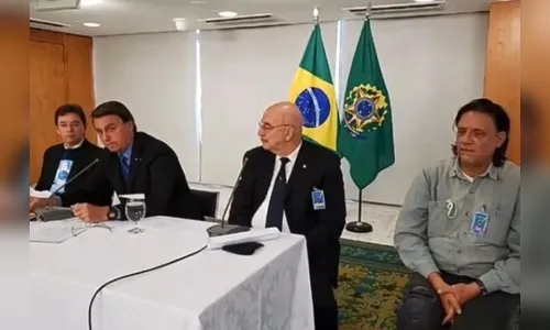 Vídeo mostra reunião de 'ministério paralelo' de Bolsonaro