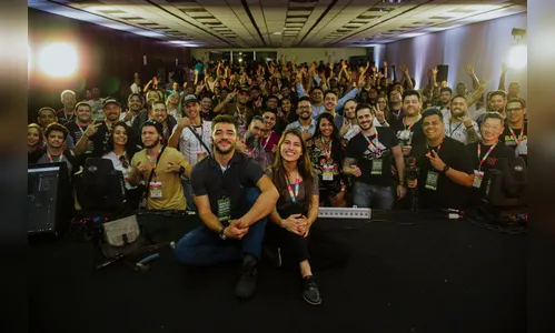 Youtubers “Casal Rec “ inspiram mais de 200 mil pessoas