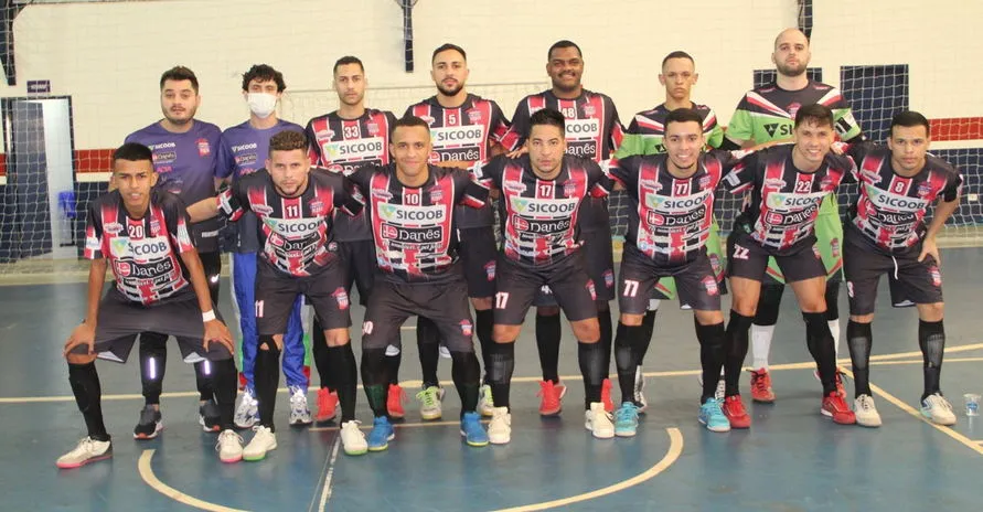 Apucarana Futsal defende liderança do grupo neste sábado