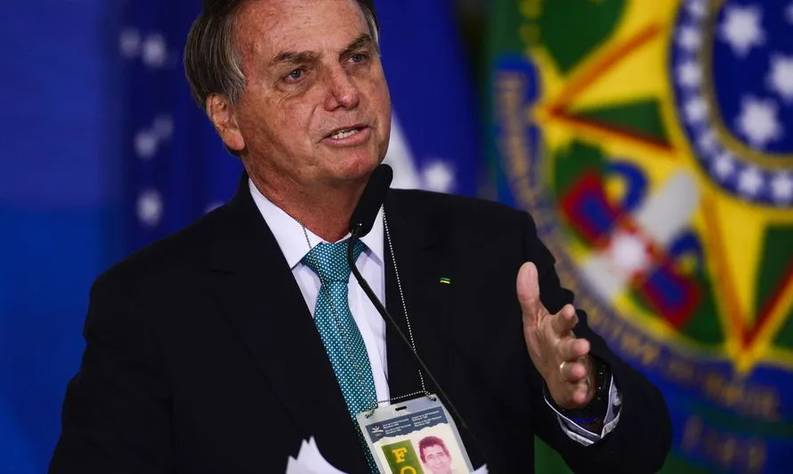 Bolsonaro promete que vai provar fraude do 2º turno de 2014