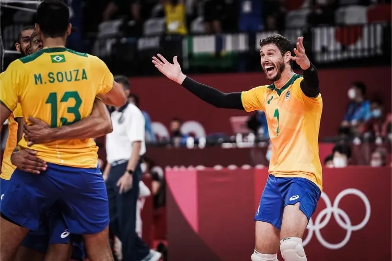 Brasil bate o Japão e vai à semifinal no vôlei