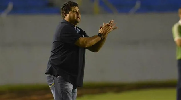 Ex-treinador do Roma Apucarana morre de covid-19