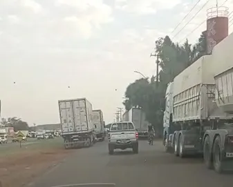 Manifestantes continuam em rodovias do Paraná