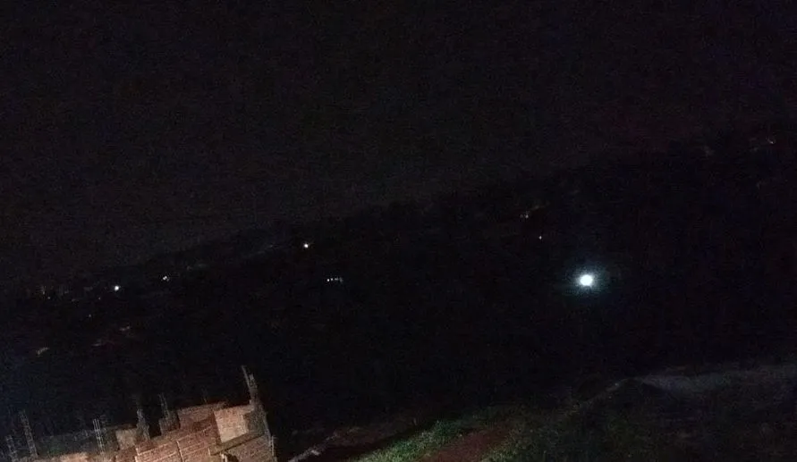 Queda de raio deixa mais de 3.600 casa sem luz no João Paulo