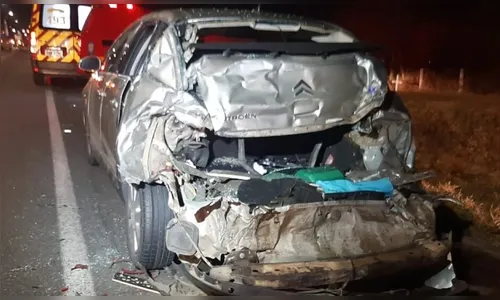 Acidente em acostamento da BR-376 deixa criança ferida