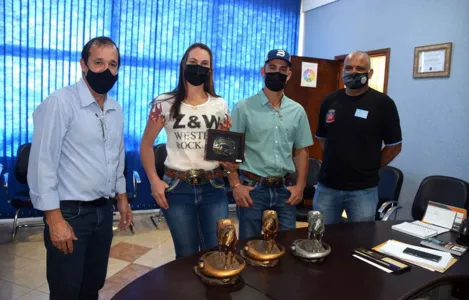 Ana Clara foi a primeira mulher da história do campeonato da ABQM que conquistou o título na modalidade Laço Individual Técnico