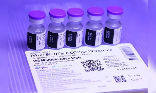 Anvisa pede explicações à Pfizer sobre 3ª dose da vacina