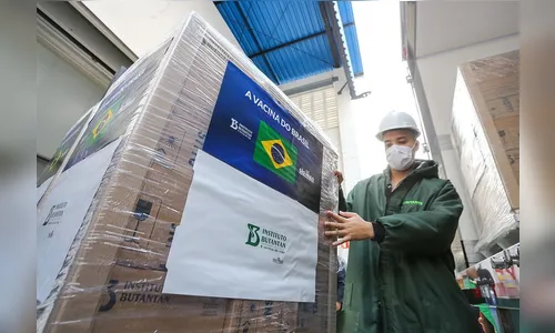 Anvisa suspende uso de 12 milhões de doses da Coronavac