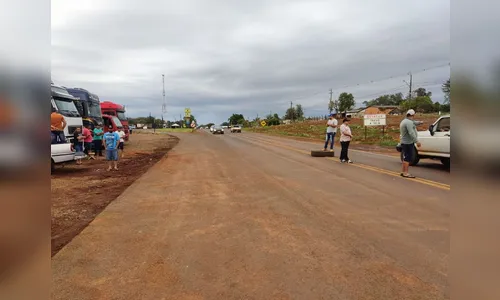 Manifestação dos caminhoneiros segue em Jardim Alegre