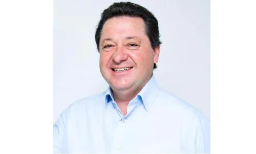 Após crise de cálculo renal, Mauro Bertoli recebe alta