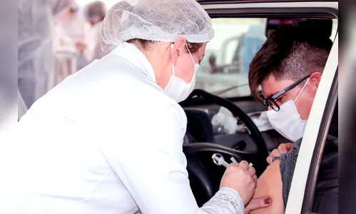 Apucarana faz repescagem e vacina 2ª dose da CoronaVac