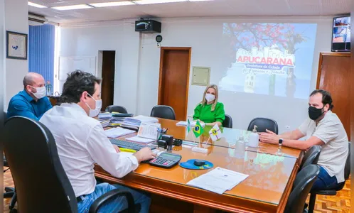 Apucarana investe para zerar espera por aparelho auditivo