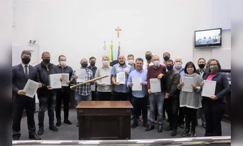 Arapongas entrega Plano Diretor Municipal à Câmara