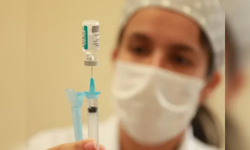 Arapongas estende vacinação para público com 23 anos