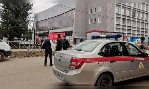 Atirador mata seis pessoas e fere 24 em universidade