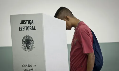 Barroso reafirma segurança de urnas eletrônicas
