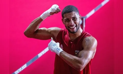 Boxeador Hebert Conceição conquista medalha de ouro
