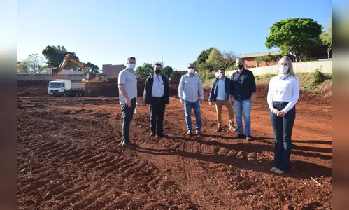Carlos Gil visita obras de Ivaiporã em andamento