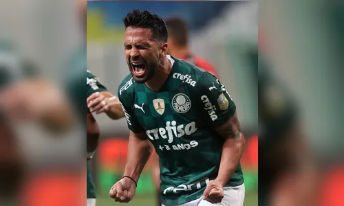 Palmeiras vence Athletico-PR por 2 a 1 no Brasileirão