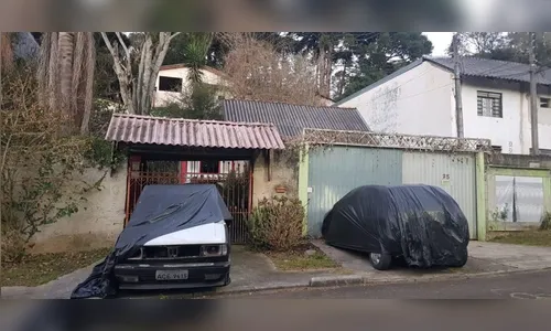 Corpo de idosa é encontrado em galinheiro; filho é suspeito