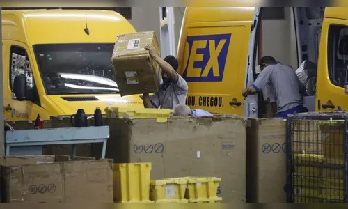 Correios realiza venda de objetos postais de refugo