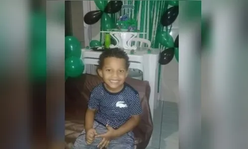Criança que estava sozinha em casa morre após incêndio