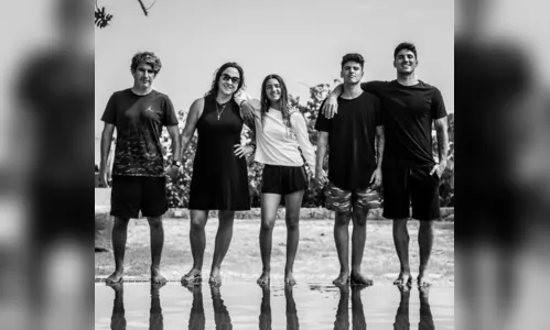 Frieza da família de Medina impressiona amigos do surfista